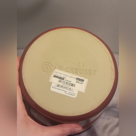 Cherry Red Le Creuset 2QT Food Container **Missing Lid & Scoop** - Picture 4 of 7